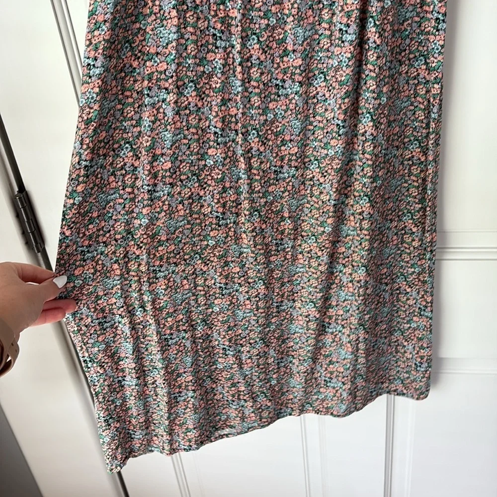 Wild Fable Target Multicolor Floral Summer Dress medium